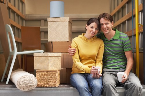 Booking and payment terms for a UK moving service